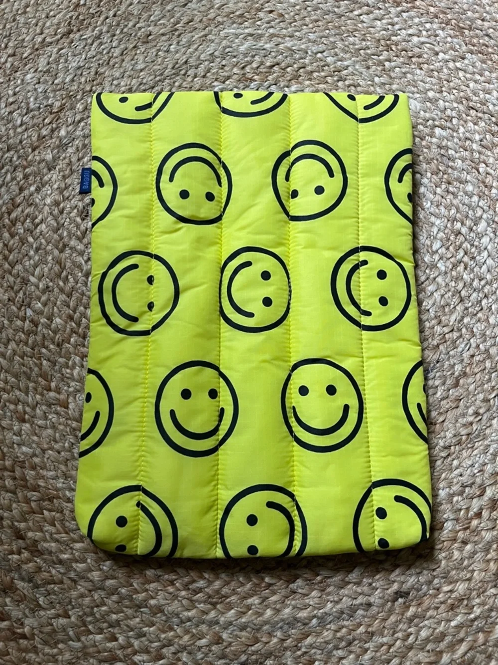 BAGGU Yellow Smiley Face Padded Laptop Sleeve 13in